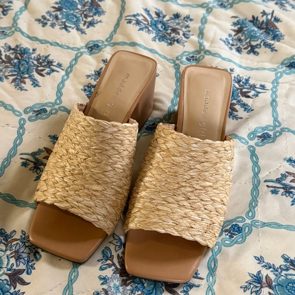 Madden Girl womens Taz Sandal - Picture 2 of 7